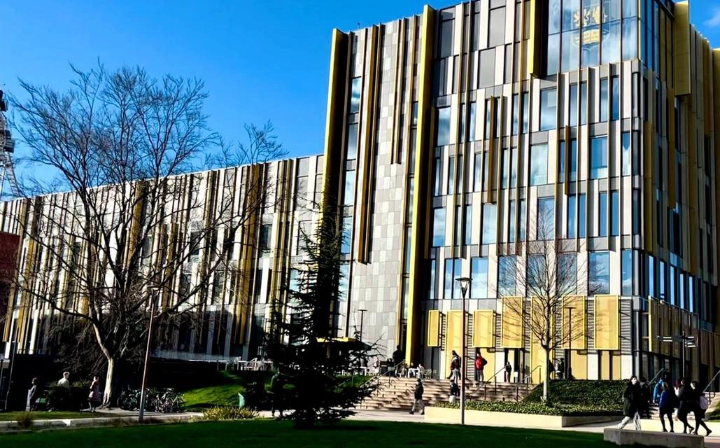 伯明翰大学