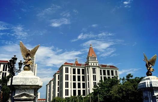 易三仓大学